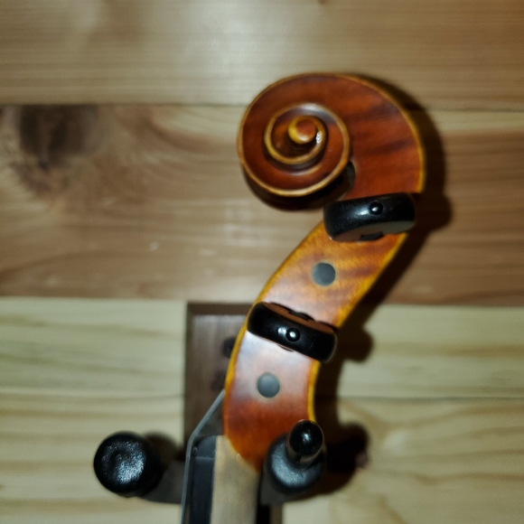 🔥 Violin- pro instrument w/ aged maple & FLAMES🔥 - Picture 10 of 11